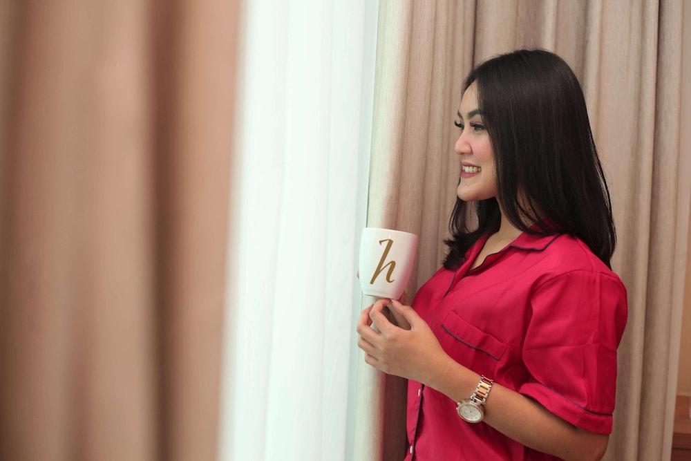 Horison Ciledug Jakarta Hotel Ngoại thất bức ảnh