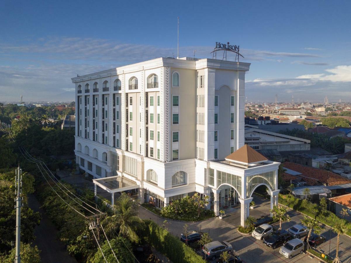 Horison Ciledug Jakarta Hotel Ngoại thất bức ảnh