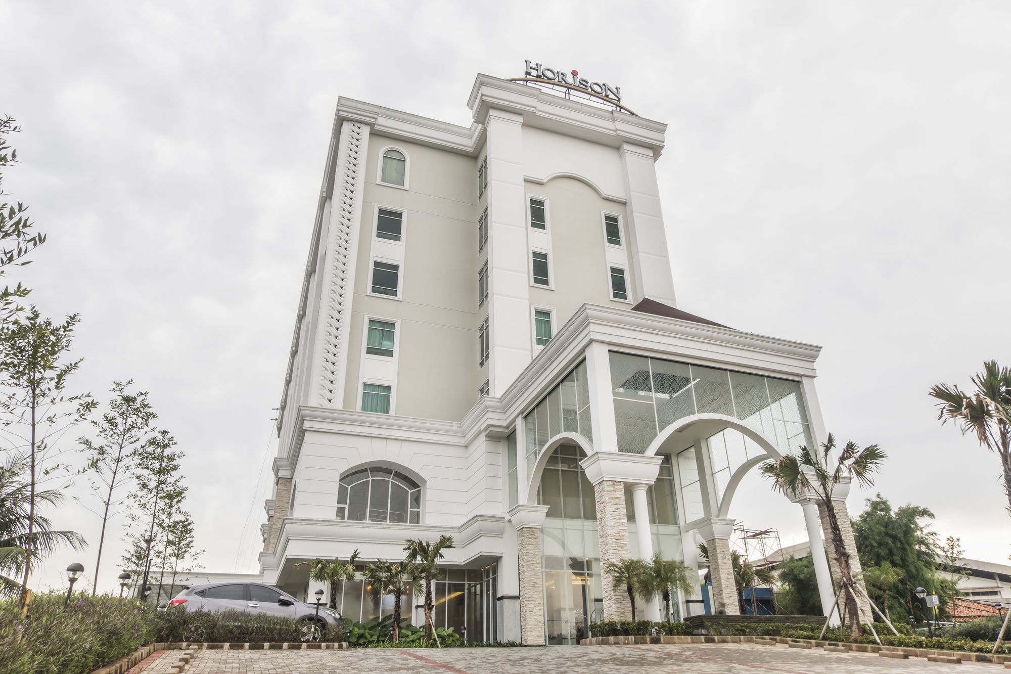 Horison Ciledug Jakarta Hotel Ngoại thất bức ảnh